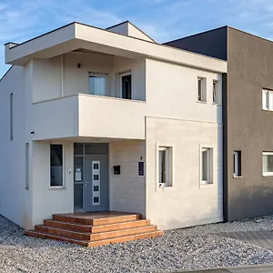 Appartamento Doki Basement, Pola
